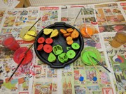 Malování a obtiskávání ovoce